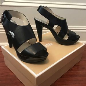 Michael Kors Heels with platform